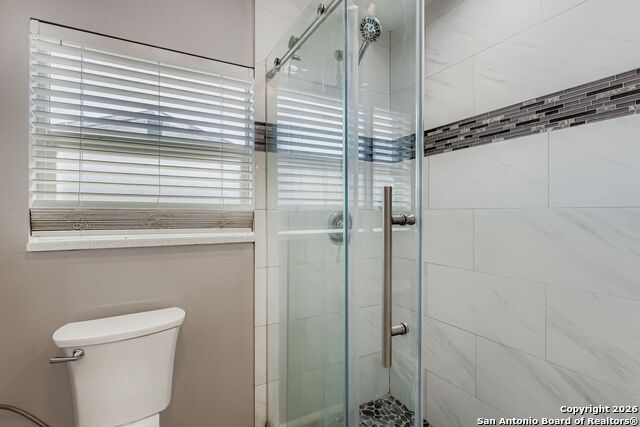 Image 17 of 27 For 2414 Arbor  