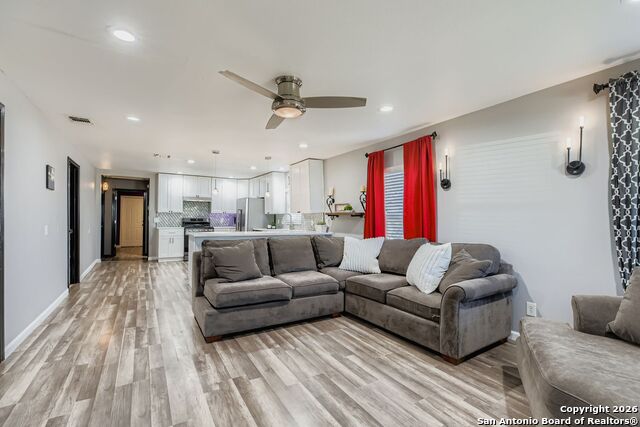 Image 4 of 27 For 2414 Arbor  