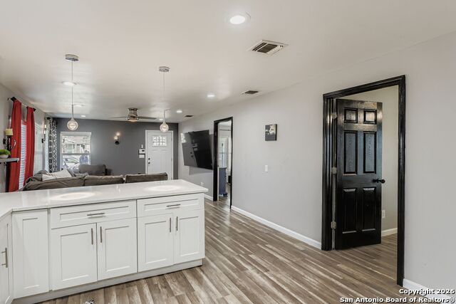 Image 9 of 27 For 2414 Arbor  