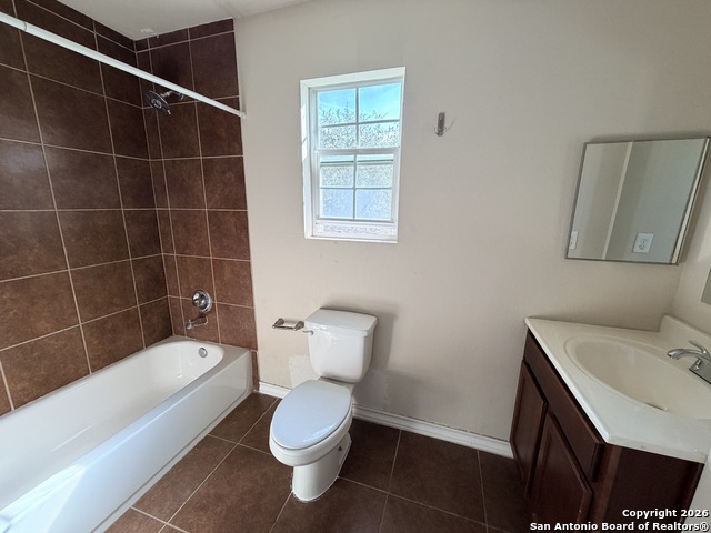 Image 18 of 24 For 4921 Stowers Blvd