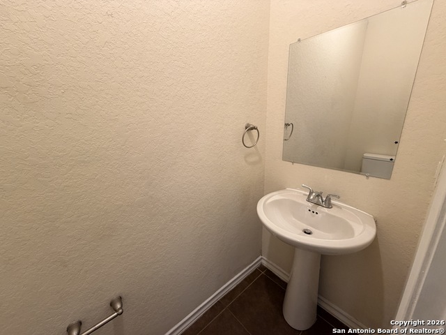 Image 8 of 24 For 4921 Stowers Blvd