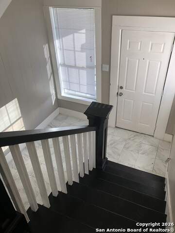 Image 10 of 13 For 215 Rigsby  