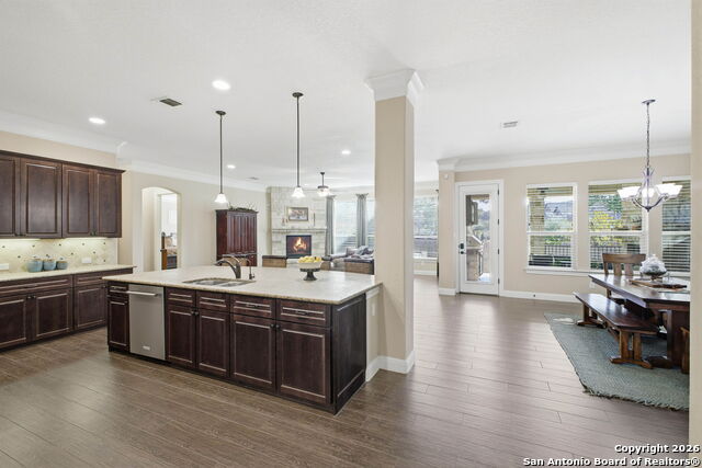 Image 19 of 50 For 3614 Belle Strait