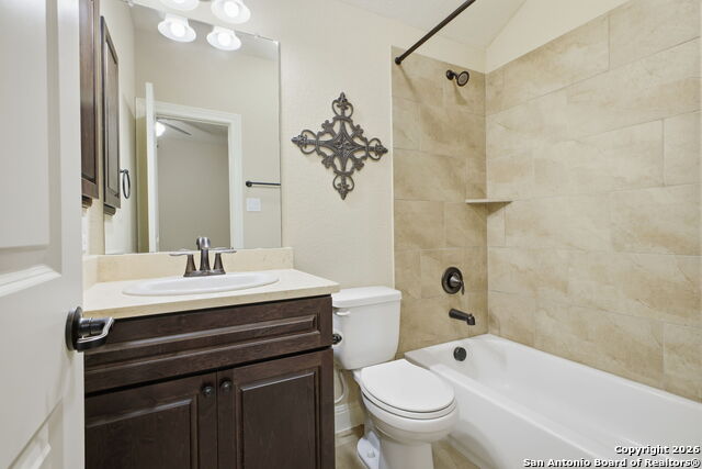 Image 37 of 50 For 3614 Belle Strait