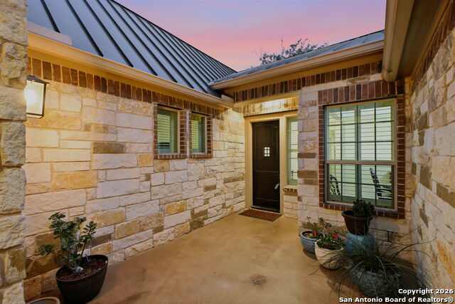 Image 6 of 50 For 3614 Belle Strait