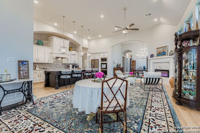 Image 15 of 36 For 457 Westmont