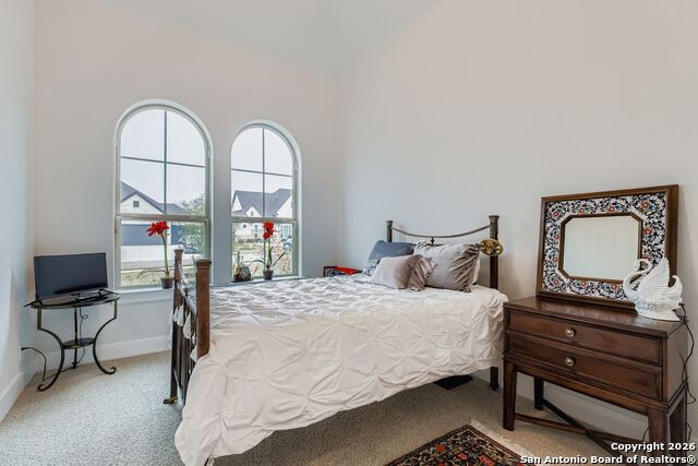 Image 28 of 36 For 457 Westmont