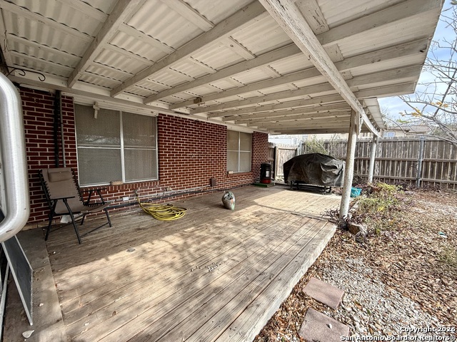 Listing photo id 12 for 318 Cottonwood