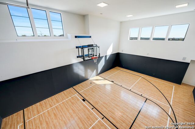 Listing photo id 14 for 8414 Terra Mont