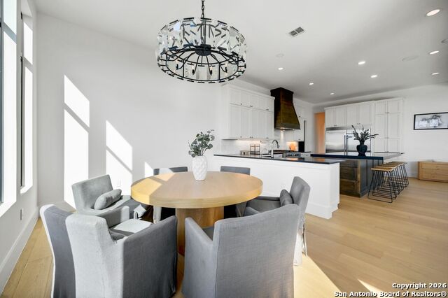 Listing photo id 31 for 8414 Terra Mont