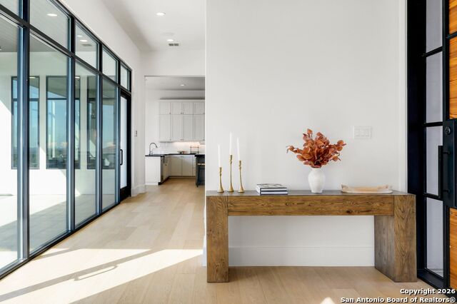 Listing photo id 34 for 8414 Terra Mont