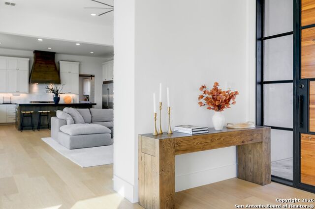 Listing photo id 35 for 8414 Terra Mont