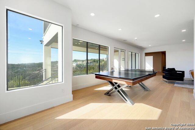 Listing photo id 36 for 8414 Terra Mont