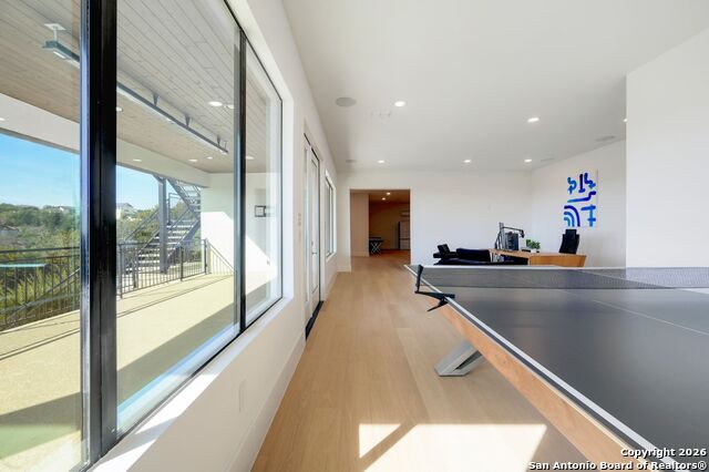 Listing photo id 39 for 8414 Terra Mont