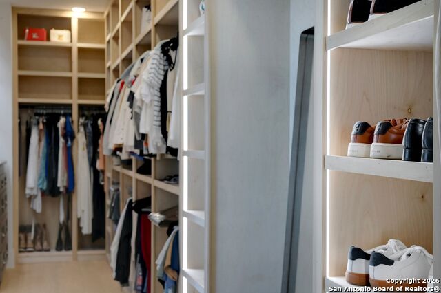 Listing photo id 50 for 8414 Terra Mont