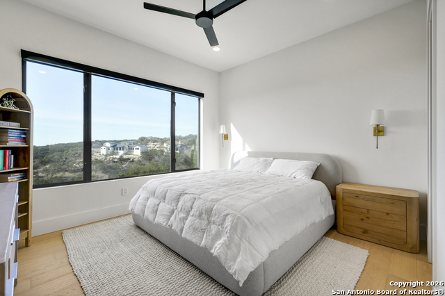 Listing photo id 51 for 8414 Terra Mont