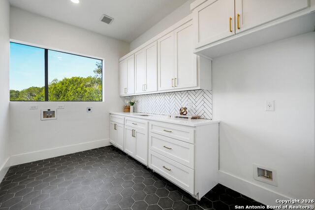 Listing photo id 58 for 8414 Terra Mont