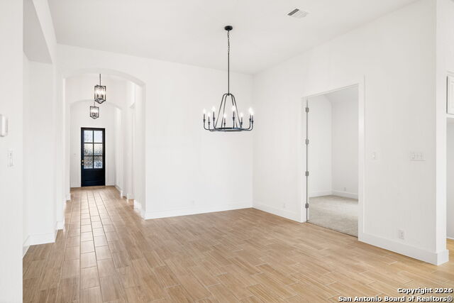 Image 19 of 41 For 2916 Edinburgh