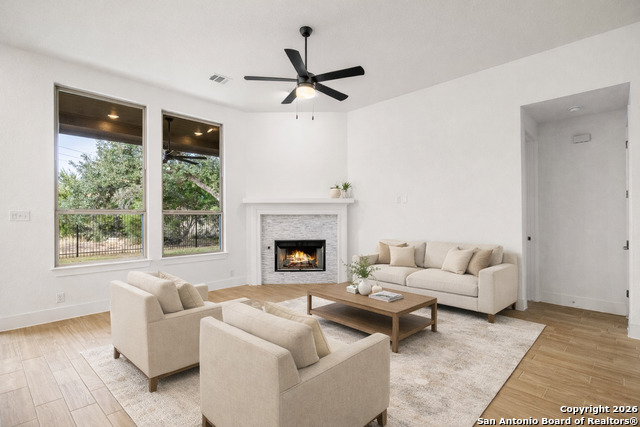 Image 24 of 41 For 2916 Edinburgh