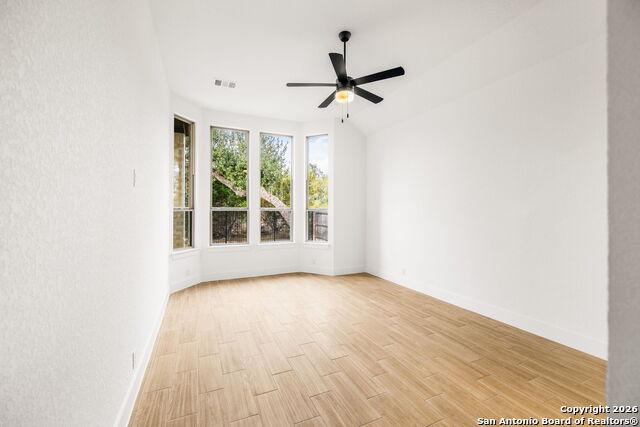 Image 31 of 41 For 2916 Edinburgh