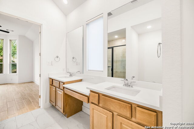 Image 36 of 41 For 2916 Edinburgh