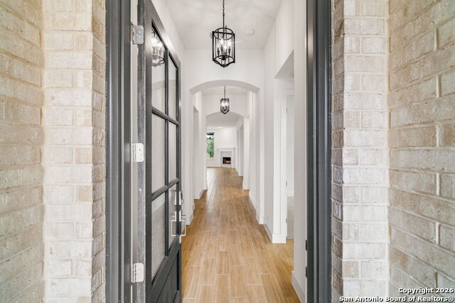 Image 4 of 41 For 2916 Edinburgh