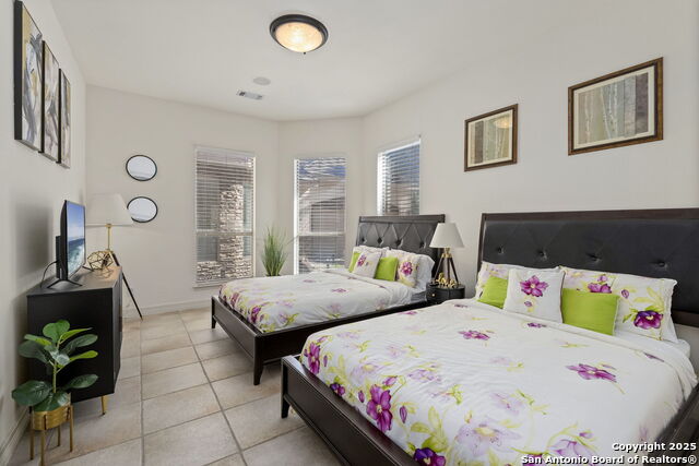 Image 22 of 33 For 24626 Bogey Ridge