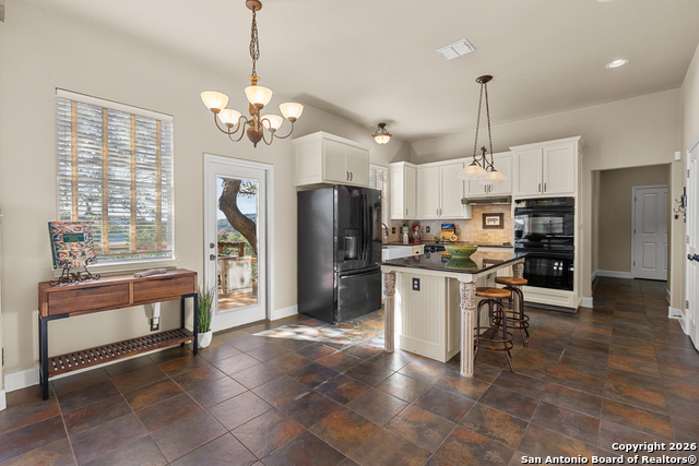 Image 11 of 47 For 250 Misty Brook