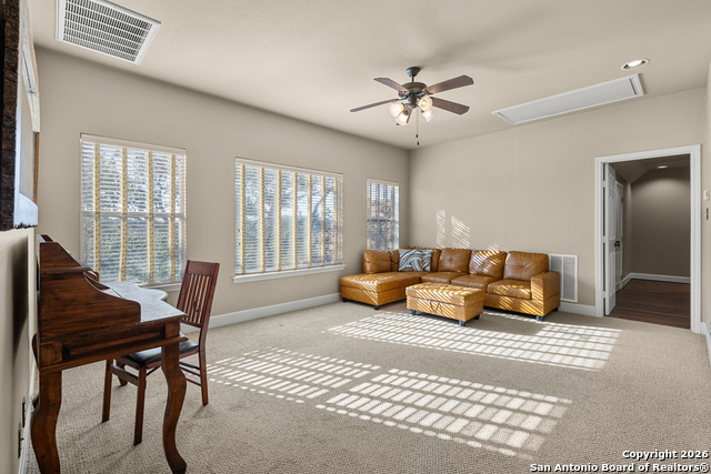 Image 25 of 47 For 250 Misty Brook