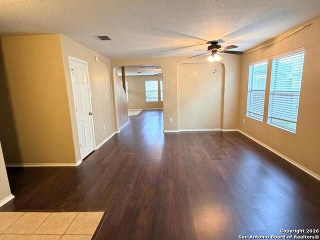 Image 19 of 21 For 323 Fontana Albero