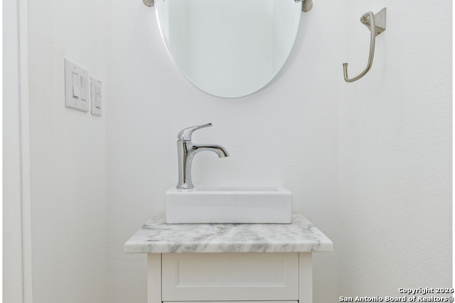 Image 12 of 25 For 2507 E Commerce 2