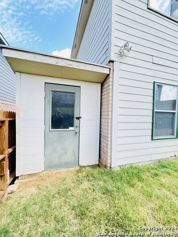 Image 3 of 28 For 25526 Gold Yarrow