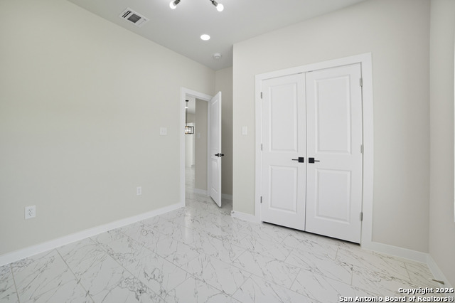 Image 23 of 27 For 16724 Tapatio St.