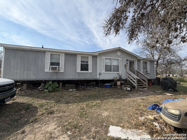 Image 4 of 6 For 23157 Alanwood Dr.