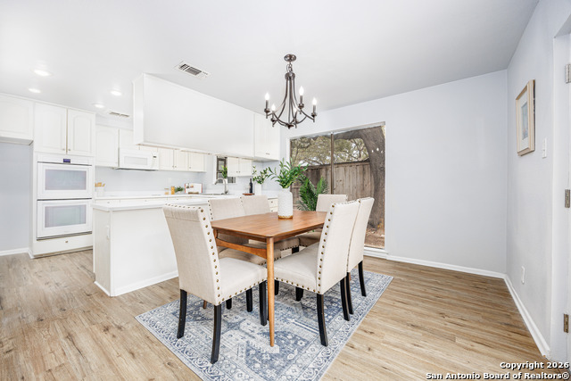 Image 10 of 36 For 11830 Button Willow