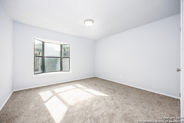 Image 22 of 36 For 11830 Button Willow