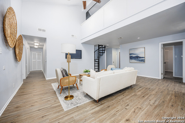 Image 8 of 36 For 11830 Button Willow