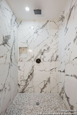 Image 17 of 28 For 1030 Elsmere