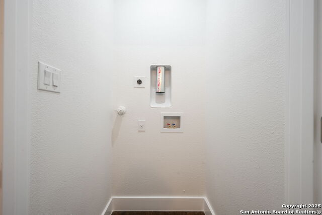 Image 24 of 28 For 1030 Elsmere