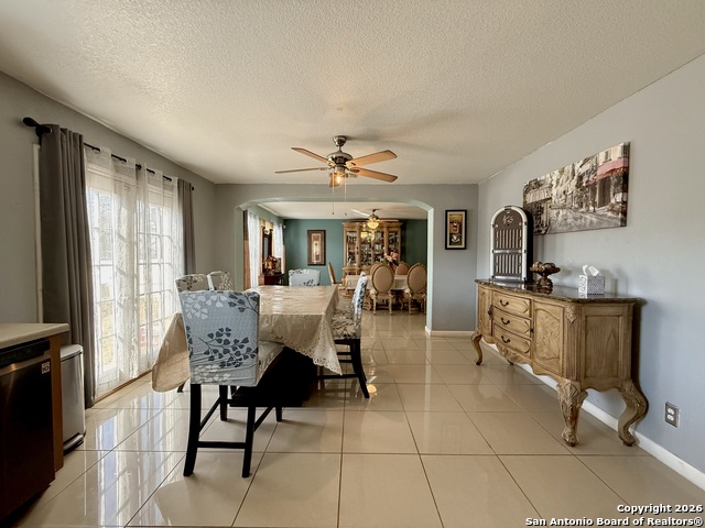 Listing photo id 12 for 1235 Autumn Moon