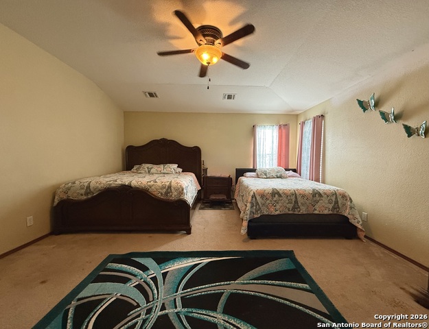 Listing photo id 19 for 1235 Autumn Moon