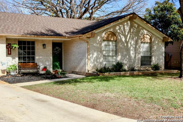 Image 2 of 17 For 305 Southwick