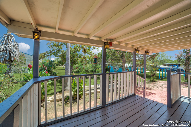 Image 19 of 21 For 8325 Fm 327  