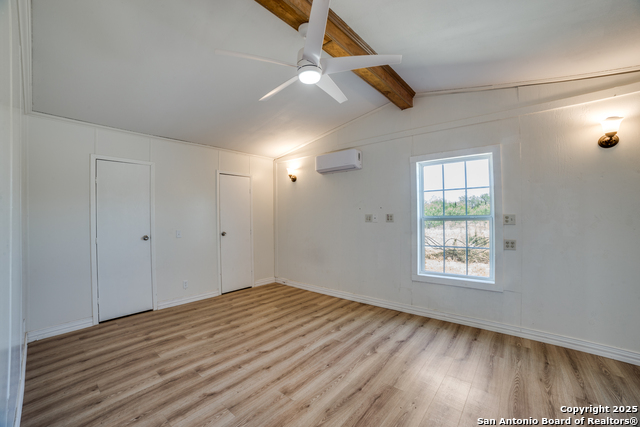 Listing photo id 14 for 8325 Fm 327  