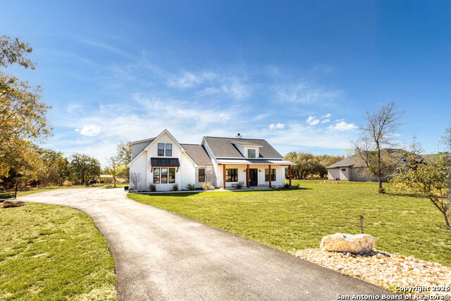 Details for 2152 Palomino, Bandera, TX 78003