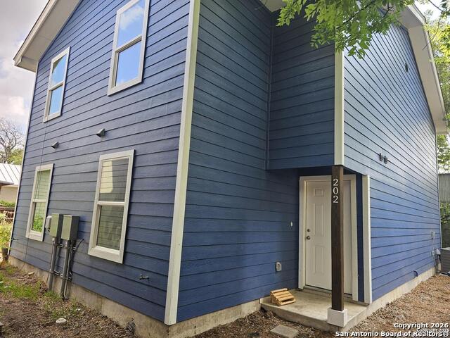 Image 2 of 15 For 1522 Elmendorf S