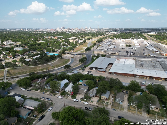 Image 4 of 15 For 1522 Elmendorf S