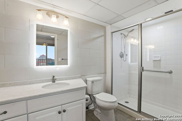 Image 12 of 49 For 1 Towers Park Ln  1007