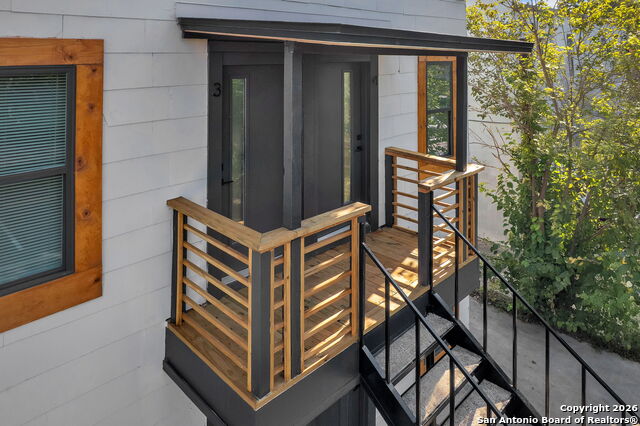 Image 18 of 36 For 1505 Woodlawn  2