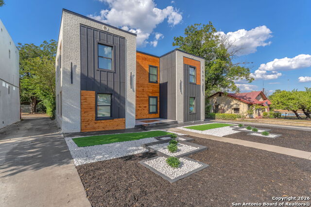 Image 4 of 36 For 1505 Woodlawn  2